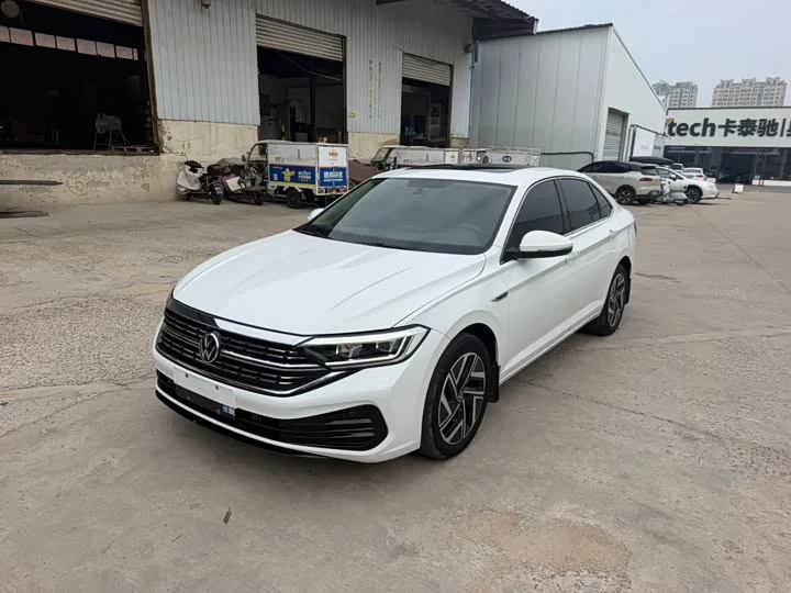 Volkswagen Sagitar