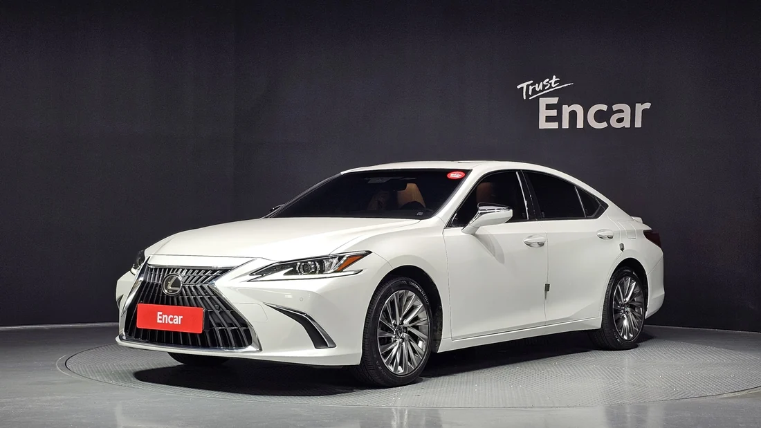 Lexus ES300h